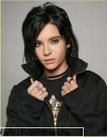 B!ll - un baiat.....special.... - nuh cred k are ghinion,pur si simplu nuh prea are - Bill Kaulitz