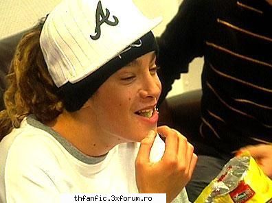T0m......:X - tommmm mancaciosu' - Poze